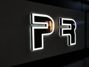 Enseigne commerciale LED personnalisée en acier inoxydable étanche, lettres en relief, pour extérieur, décoration murale pour écoles - Product Image 5