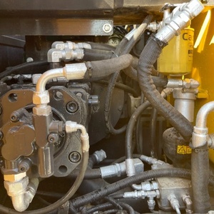En stock, excavatrice Volvo EC140BLC/EC140DL 14T d'occasion, bon état, faible nombre d'heures de travail, à vendre - Product Image 3