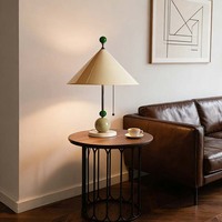 Lampe de table parapluie LED en métal de style nordique italien - Lumière de lecture intérieure simple alimentée par courant continu pour la décoration de la chambre et de la salle de jeux des enfants