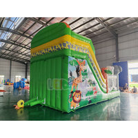 Rumah Loncat Tiup Tema Safari Hutan Hewan Komersial dengan Seluncuran PVC Tiup untuk Acara Pesta Anak dan Sewa