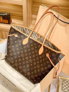 Sacs à bandoulière de luxe pour femmes, design rétro, imprimé, sac à main pour les voyages d'affaires, grande capacité, sac fourre-tout en cuir - Product Image 4