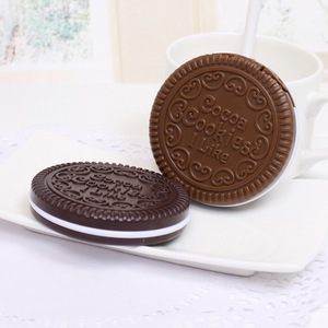 Portable <b>foldable</b> chocolate sandwich cookie makeup <b>mirror</b> with comb, cute princess-style <b>foldable</b> round <b>mirror</b>. - Product Image 2