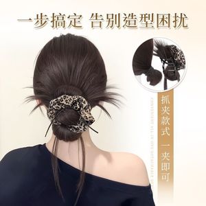 Peluca con estampado de leopardo y cola de caballo con clip para mujer, estilo natural y esponjoso - Product Image 5