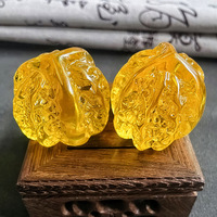 Paire de balles de Baoding en résine et noyer, faites à la main, transparentes, luminescentes, pour exercices des doigts, soulagement du stress, 4,7 cm, cadeau chinois