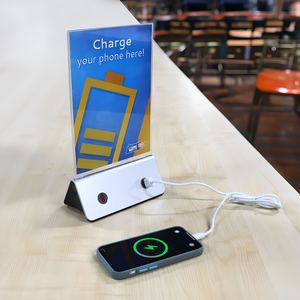Prodotti di <span class=keywords><strong>massima</strong></span> vendita 2024 display pubblicitario power bank caricabatterie da tavolo per bar ristorante - Product Image 1
