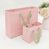 Sac en papier cadeau Euro Tote de luxe rose, en papier d'art laminé mat de haute qualité, fabriqué avec des matériaux recyclés, personnalisé