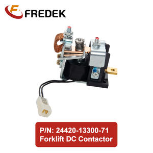 ชิ้นส่วนรถยกไฟฟ้าหน้าสัมผัสแบบสี่เหลี่ยมด้านเดียว36V คอนแทค24420-13300-71 24320-16562-71ประกอบสำหรับ8FB <span class=keywords><strong>7FB</strong></span> โตโยต้า - Product Image 1