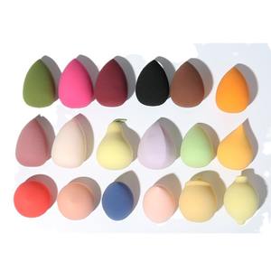 Éponge de maquillage Lamela en forme de goutte d'eau 6,5x4 en polyuréthane hydrophile multicolore pour application visage - Product Image 2