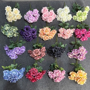 Bouquet de 7 roses artificielles en soie gaufrées, idéal pour mariage, décoration intérieure et accessoires de photographie - Product Image 2