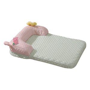 Alfombra refrescante para mascotas, alfombra refrescante de verano, alfombra para perros, cama refrescante para gatos, almohada de gelo, extraíble y lavable, apta para todos. - Product Image 5
