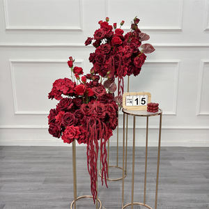 Boules de fleurs de luxe de qualité supérieure, échantillon de centre de table de mariage, boule de fleurs de rose rouge - Product Image 1