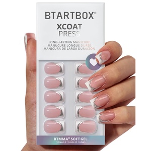 Uñas Postizas Cortas Cuadradas de Gel Suave para Invierno, 32 Piezas, con Pegamento, Reutilizables, con Líneas Plateadas 3D, Punta Francesa, Uñas a Presión, Venta al Por Mayor - Product Image 1