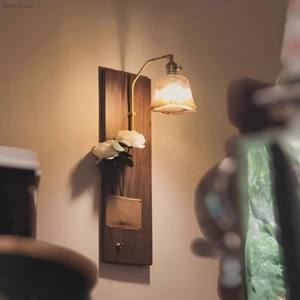 Lámpara de Pared Moderna de Alta Calidad de Vidrio y Madera con Fuente de Luz LED Regulable, Base E27 para Sala de Estar - Product Image 5