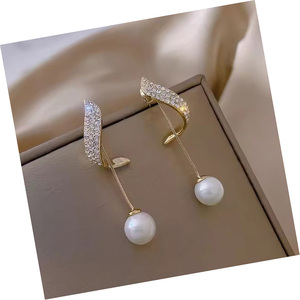 Koreaanse mode kwast lange kristallen oorbellen damesmode waterdruppel kristallen parel oorbellen - Product Image 5