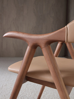 Chaises de salle à manger minimalistes nordiques modernes avec dossier en bois massif en cuir pour la maison, la cuisine, l'hôtel, le café et la table.
