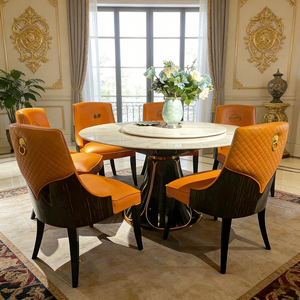 Ensemble de table <span class=keywords><strong>à</strong></span> <span class=keywords><strong>manger</strong></span> de style européen de luxe avec plateau en fibre de verre, pieds sculptés en or et chaises en cuir orange - Product Image 2