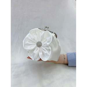 Borse da Sera di Lusso con Ricami di Perle e Fiori 2025, Pochette Scintillante in Stile Cinese per Matrimoni - Product Image 5