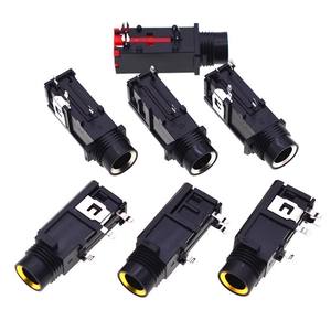 Conector de audio de 3 pines de 6.35 mm para montaje en panel para dispositivos de audio y video - Product Image 1