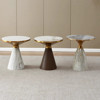 Table d'appoint de luxe moderne en pierre frittée avec bordure dorée et texture marbre pour salon et hôtel/villa – Vente en gros