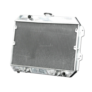 Radiateur en aluminium à 3 rangées pour <span class=keywords><strong>Nissan</strong></span> <span class=keywords><strong>280Z</strong></span> 280ZX 2.8L L6 2753cc -ci 1975-1983 - Product Image 3