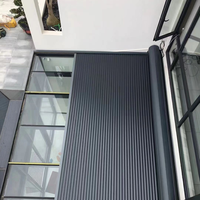 Design moderne auvent extérieur rétractable en alliage d'aluminium volet coupe-vent rouleau toit motorisé patio lucarne store extérieur