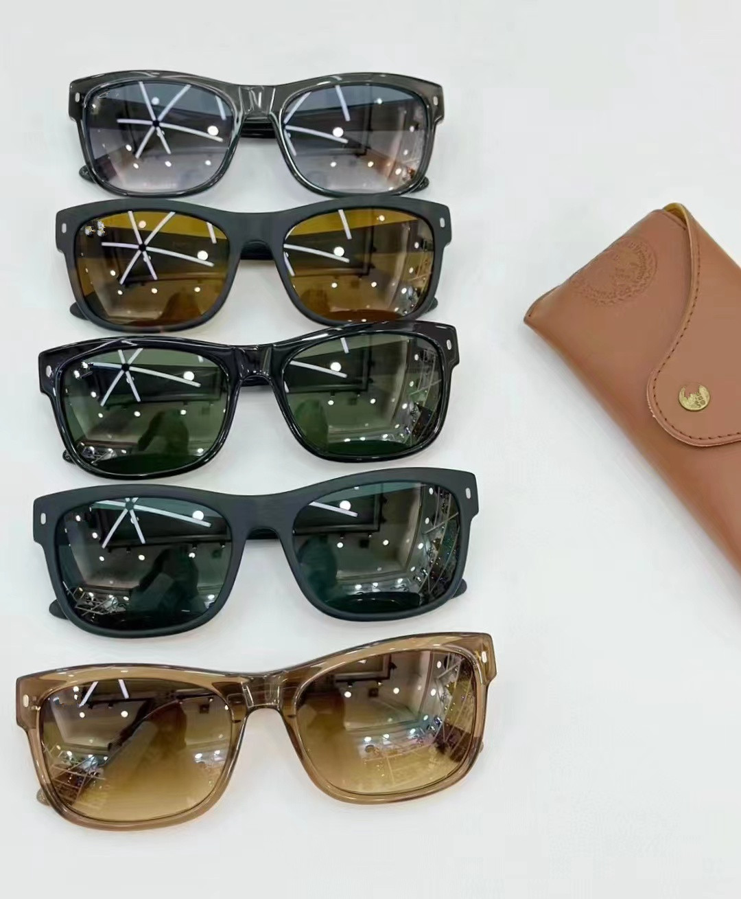 Trending 2025 Sunglasses Men Original Unisex Polarized TAC Black Adults UV400 Film Fashionable Round Italian Acetate Sunglasses