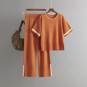 Nuovo abito da donna Casual a maniche corte a contrasto di colore <span class=keywords><strong>pantaloni</strong></span> larghi <span class=keywords><strong>pantaloni</strong></span> <span class=keywords><strong>lunghi</strong></span> a <span class=keywords><strong>spacco</strong></span> due pezzi Set - Product Image 5
