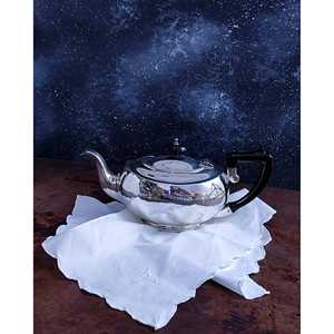 Théière en bakélite de Sheffield pour le thé, bouilloire élégante vintage au style classique - Product Image 4