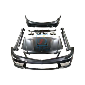 Kit Carrozzeria AMG <span class=keywords><strong>W204</strong></span> per <span class=keywords><strong>Mercedes</strong></span> Classe C C63 <span class=keywords><strong>W204</strong></span> <span class=keywords><strong>C180</strong></span> Coupé 2008-2013, Paraurti Anteriore Completo con Upgrade - Product Image 4
