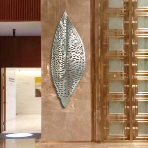 Stainless Steel <b>Leaf</b> <b>Wall</b> Hanging 470*1000MM Mirror Finish Hollow Laser Cut For Commercial Space <b>Decoration</b> - Product Image 1