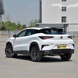 Autos Usados en Oferta, <span class=keywords><strong>Changan</strong></span> <span class=keywords><strong>UNI</strong></span>-<span class=keywords><strong>T</strong></span> SUV, Interior Claro, Alto Rendimiento, Turbo Automático, Volante a la Izquierda, Asientos de Cuero, R16, China - Product Image 5