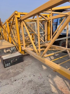 Grue à tour de construction Zoomlion de haute qualité, auto-extractible, modèle Hammerhead TC6012-6, flèche de 60 m, capacité de charge de 12 tonnes, moteur, bon prix - Product Image 3