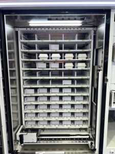 Máquina Expendedora Eléctrica de Hamburguesas con Elevador, Máquina Expendedora de Sándwiches Calientes en Oferta, Máquina Expendedora sin Efectivo con Microondas - Product Image 4