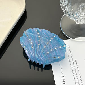 Pinces à cheveux modernes en coquille blanche et diamant pour femmes, 5 cm, motif océan, pince requin avec perle, accessoires pour cheveux en acétate - Product Image 4