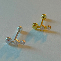 Boucles d'oreilles ROXI en argent sterling 925 plaqué or 18 carats avec une rangée de diamants, boucles d'oreilles à fil doré