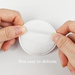 50pcs Kapas Bulat Premium untuk Perawatan Wajah Penghapus Makeup Kemasan Khusus Lembut untuk Kuku 3 Lapis Kapas Kosmetik Bulat - Product Image 3