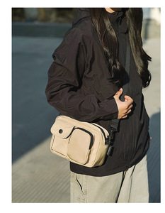 <span class=keywords><strong>Sac</strong></span> bandoulière multifonctionnel et polyvalent <span class=keywords><strong>de</strong></span> style sportif, durable et tendance, pour homme et <span class=keywords><strong>femme</strong></span>, <span class=keywords><strong>original</strong></span> - Product Image 2