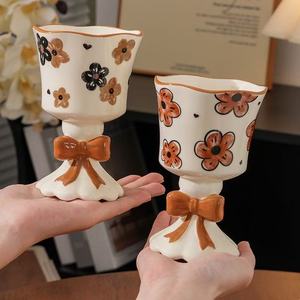 Mug en <span class=keywords><strong>céramique</strong></span> <span class=keywords><strong>à</strong></span> pied haut, motif floral <span class=keywords><strong>émail</strong></span>lé, cadeau d'anniversaire, cadeau d'accompagnement, couple mignon, style chinois, style Instagram - Product Image 1