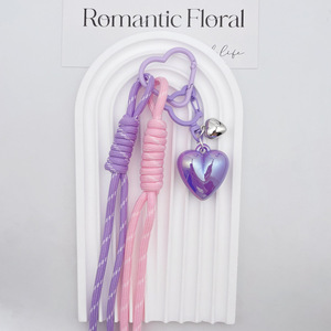 Porte-clés en macramé tressé en nylon fait main pour femmes - Breloques de sac en corde style bohème, plusieurs couleurs pour décorations de sacs à main - Product Image 2