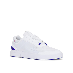 Zapatillas casuales con parte superior de malla transpirable, suela gruesa resistente a los golpes y cordones para caminar. - Product Image 1
