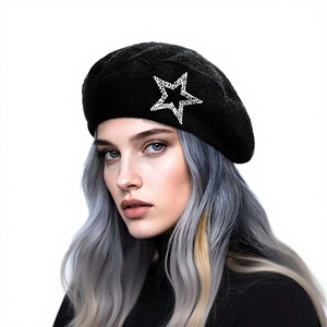 Gorro de lana con estrella de cinco puntas y diamantes de imitación para mujer, estilo pintor, cálido, de punto, informal, para uso diario al aire libre, nueva moda 2026 - Product Image 2
