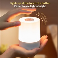 Lampe de nuit LED à prix d'usine, en ABS, avec télécommande, pour chambre à coucher, chevet, ou table de bar