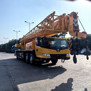 Gebruikt mobiele kraan QY60KC van <span class=keywords><strong>60</strong></span> <span class=keywords><strong>ton</strong></span> met vijfdelige giek, 5000m hefhoogte, Scania-motor, gemaakt in China voor export naar Nederland - Product Image 1