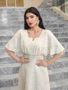 Telas textiles Jacquard texturizadas florales <span class=keywords><strong>de</strong></span> poliéster tejidas para hacer vestidos <span class=keywords><strong>de</strong></span> cintura ceñida con escote <span class=keywords><strong>de</strong></span> hombro abierto <span class=keywords><strong>de</strong></span> Jacquard Floral - Product Image 2