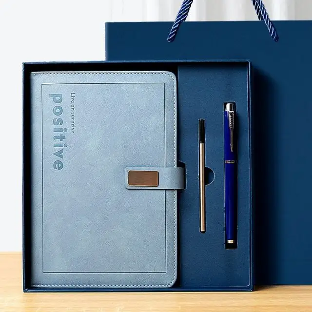 Logo personalizzato regalo di anniversario aziendale promozionale Vaccum bottle pen notebook ombrello set regalo di lusso aziendale