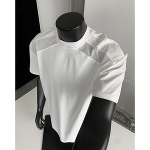 เสื้อยืดผู้ชายผ้าไอซ์ซิลค์แห้งเร็ว ระบายอากาศดี ให้ความรู้สึกเย็นสบาย ทรงหลวมใส่สบายสำหรับฤดูร้อน  ตกแต่งด้วยผ้าตาข่าย  แบบเรียบง่าย - Product Image 1