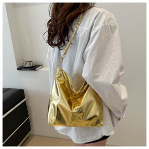 Sac fourre-tout à la mode Sac à bandoulière brillant de grande capacité. Z0094 - Product Image 2