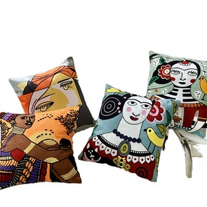 Housse de coussin carrée en coton doux avec broderie géométrique américaine personnalisée pour la maison et l'hôtel - Product Image 3