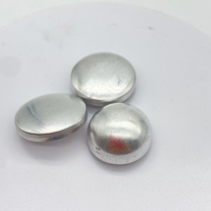 Nút Bọc Vải Kích Thước Nhiều Màu Trống Phía Trước Với Mảnh Nhựa Và Thân Kim Loại Cho Quần Áo Đầm - Product Image 6
