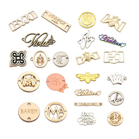 Étiquettes métalliques personnalisées avec logo gravé par le fabricant pour vêtements, écharpes, chaussures, maillots de bain